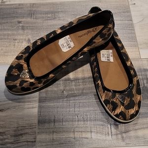 Leopard flats